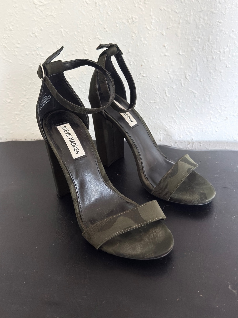 Steve Madden Camo Open-Toed Heels Sz 7.5